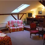 Old Time Hotel