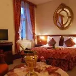 Hotel Old Time 3*