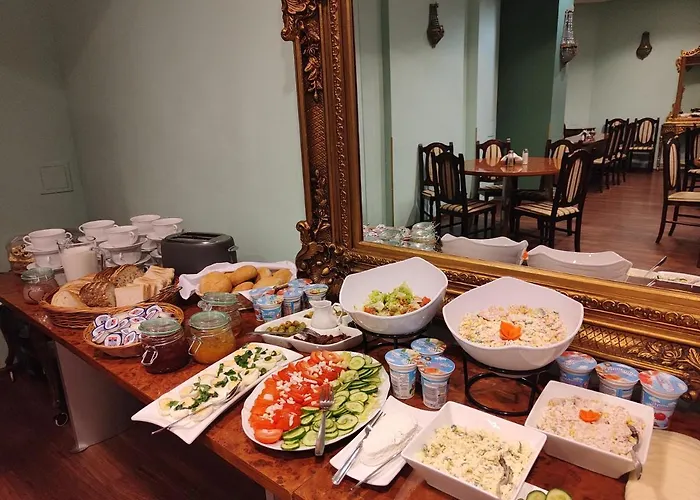 Old Time Отель 3*